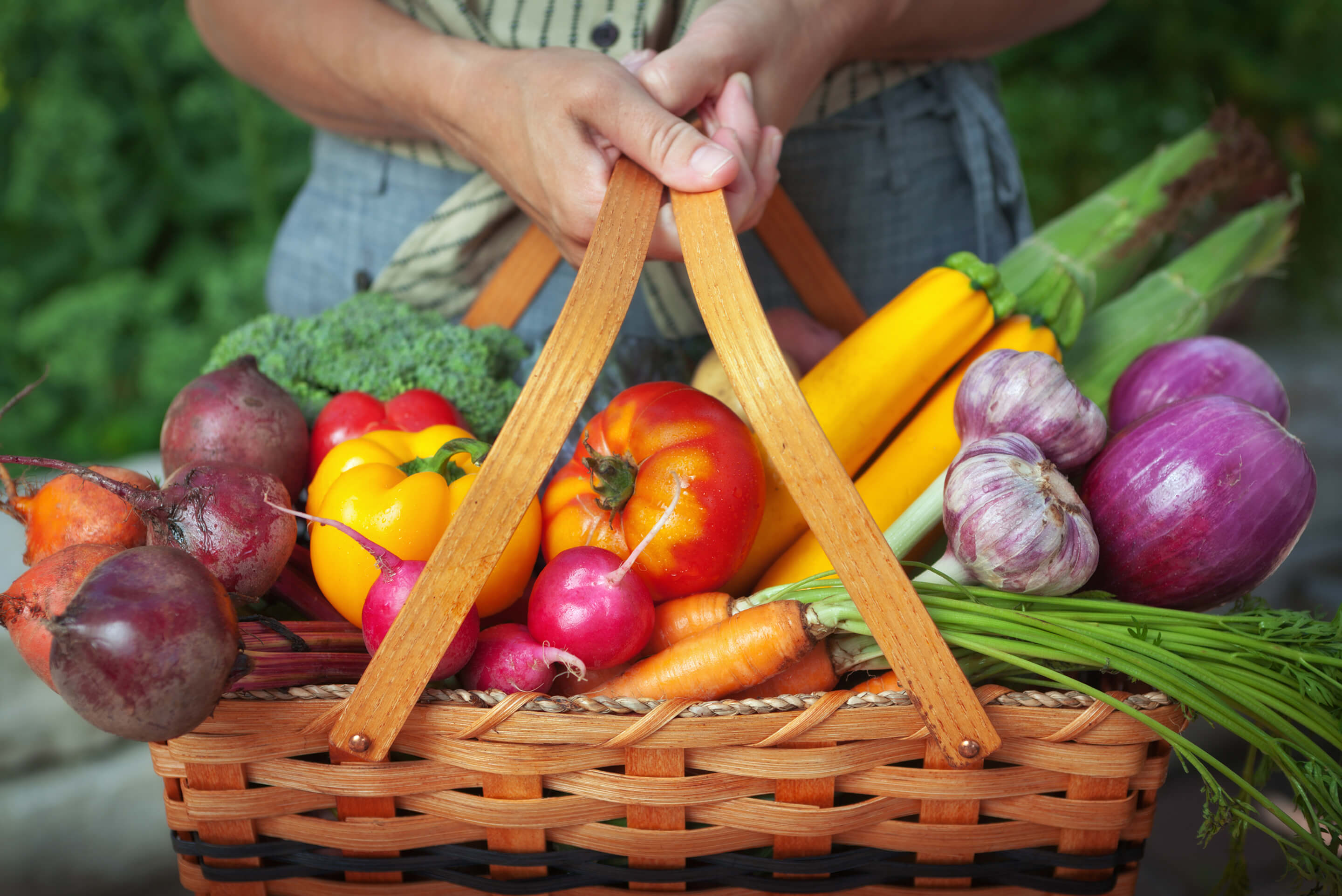 panier de légumes colorés