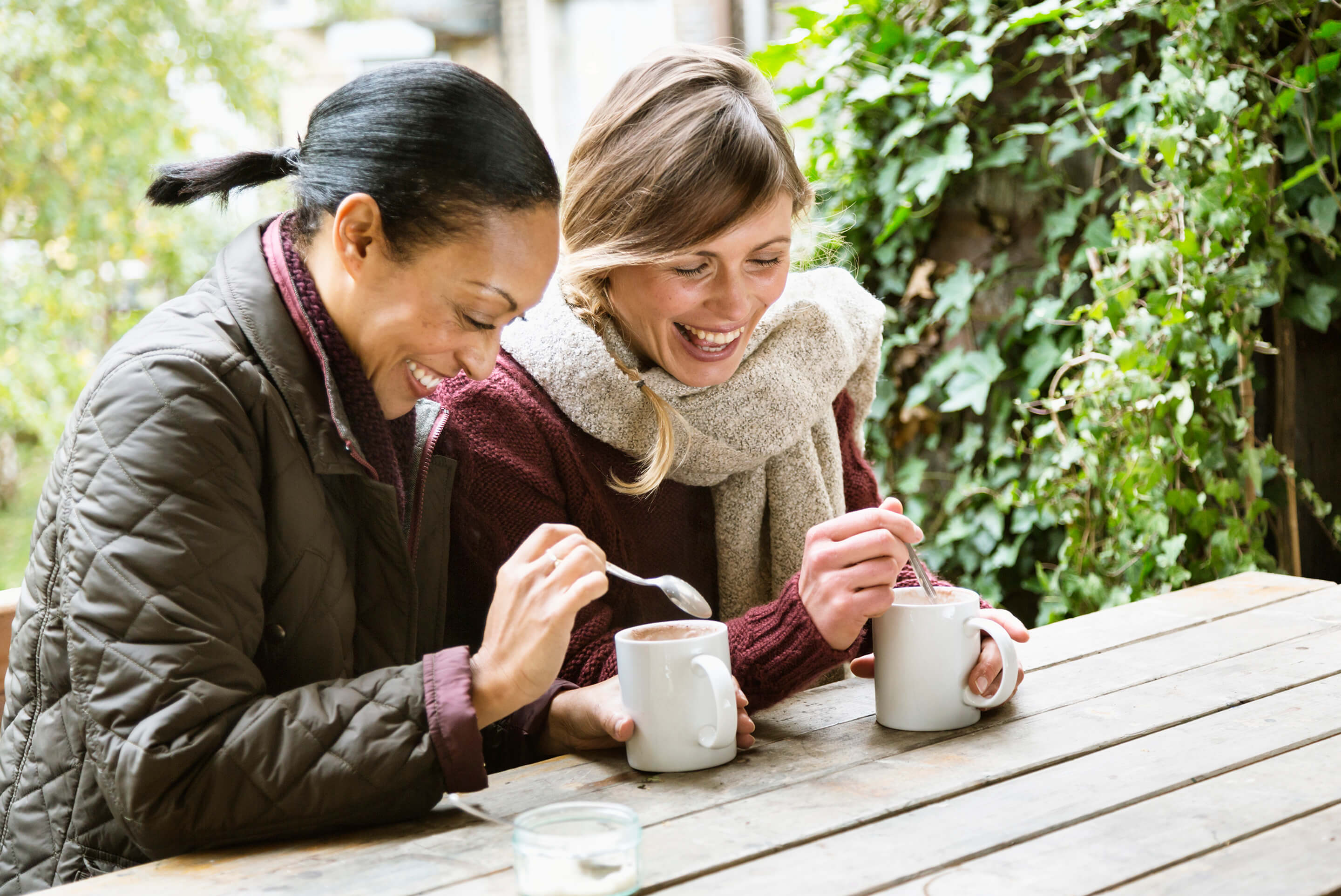 Entretenir ses relations avec les autres