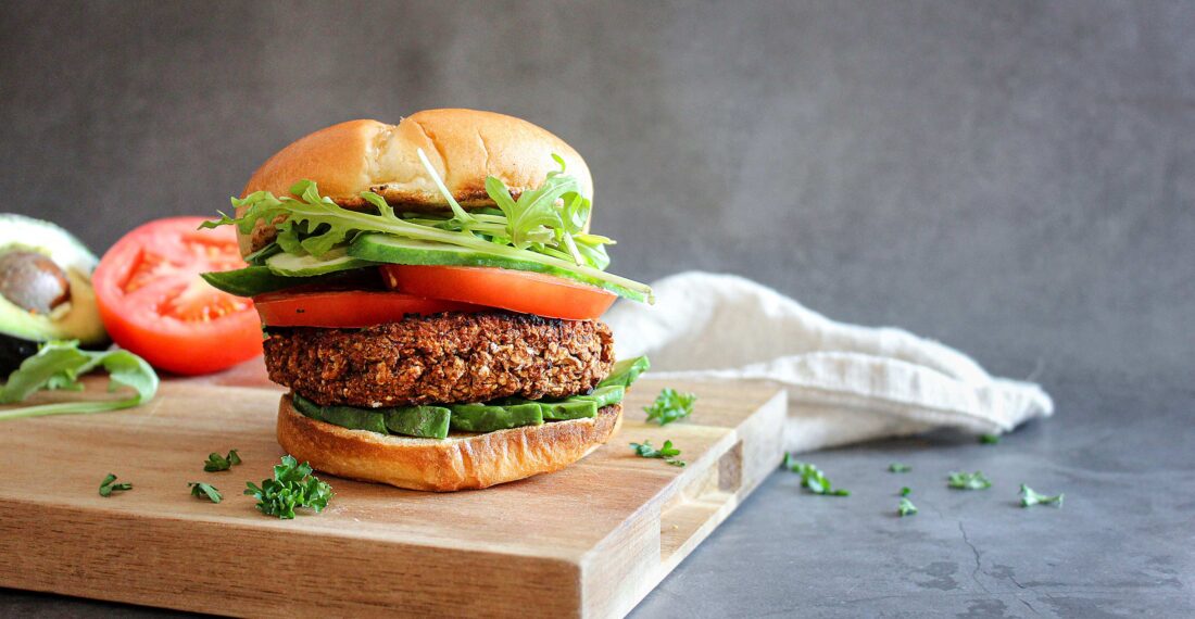 Burger végétalien aux haricots noirs