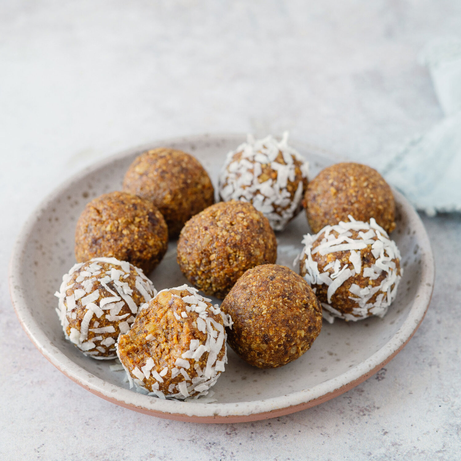 boules de gâteau aux carottes