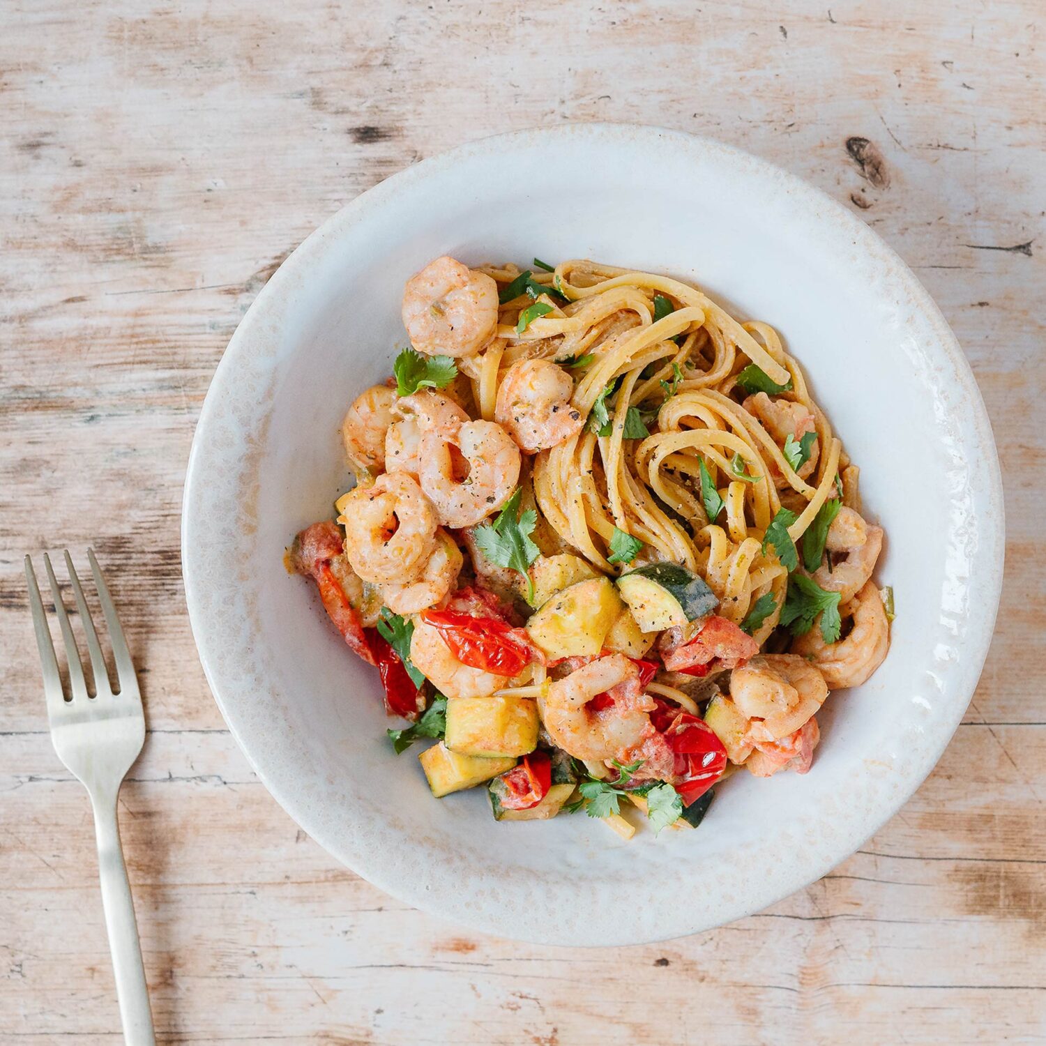 Linguine aux crevettes, chili, lime, coriandre